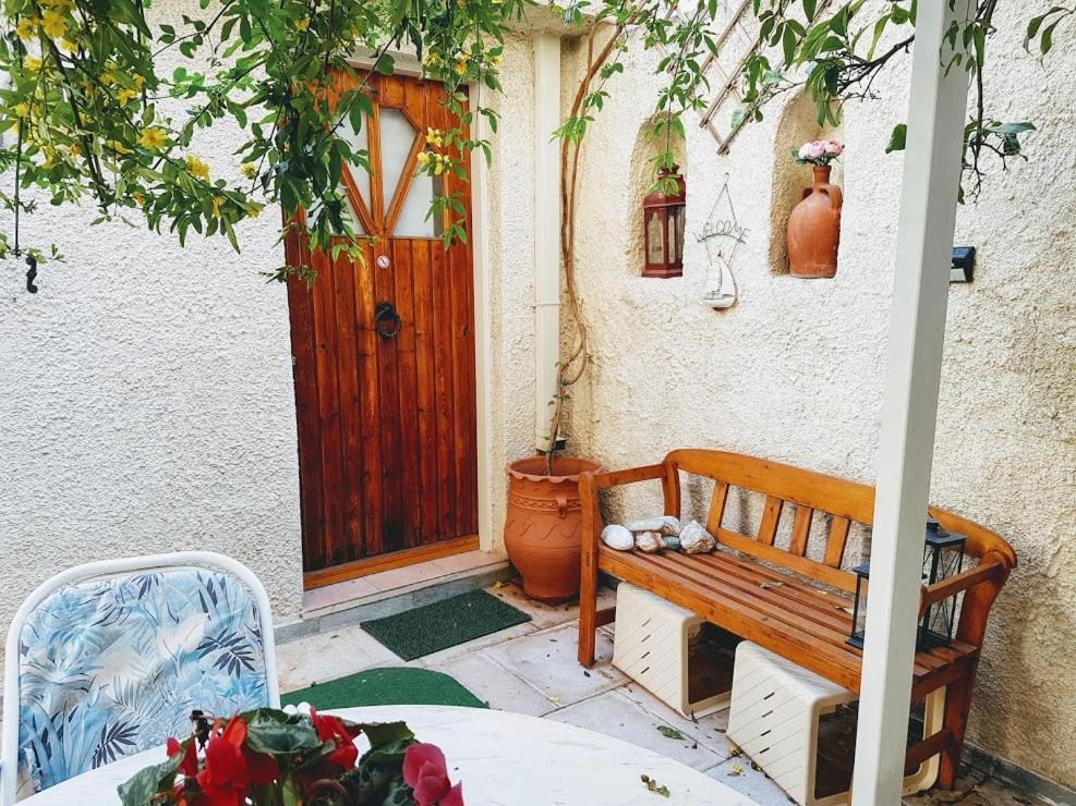 Athens Glyfada Studio Exterior photo